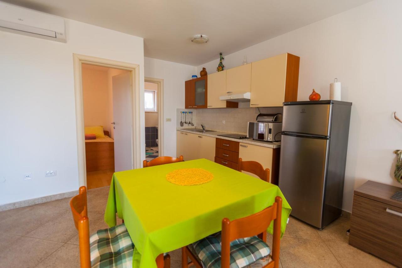 Apartman Mare Lovrečica Esterno foto