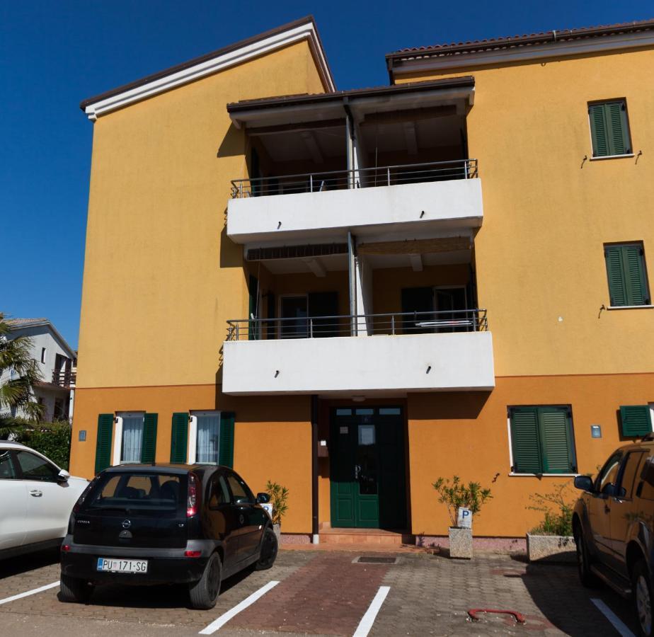 Apartman Mare Lovrečica Esterno foto